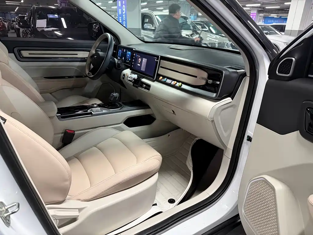 GEELY AUTOMOBILE GEELY ICON