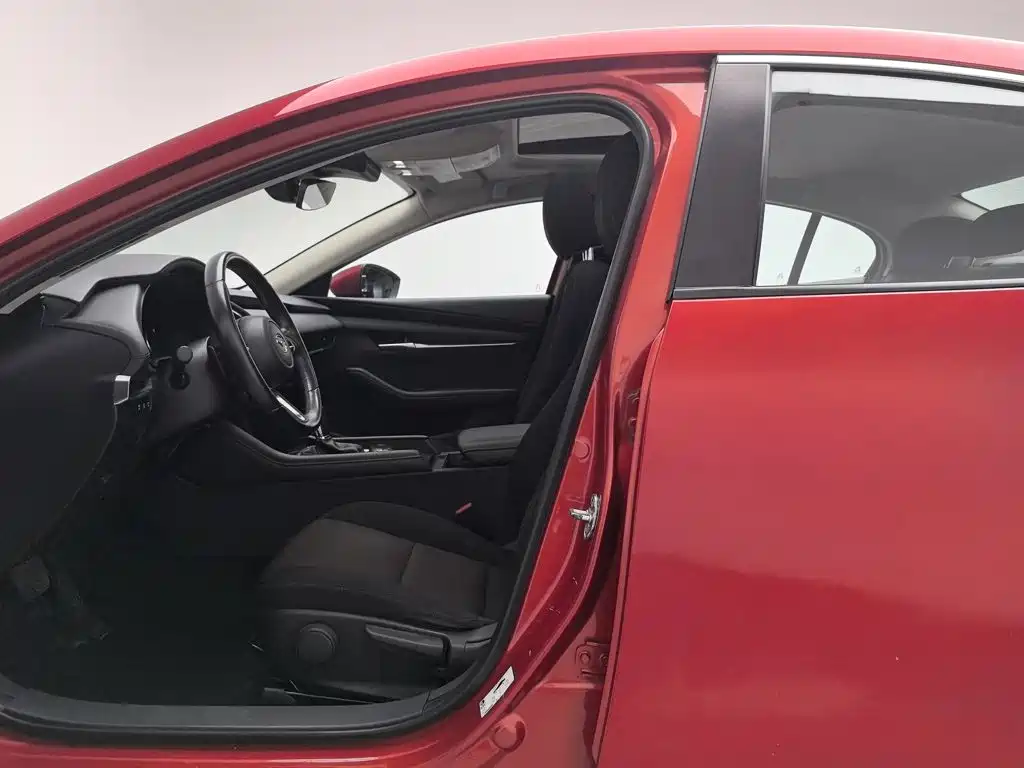 Mazda 3 Axela — миниатюра 10