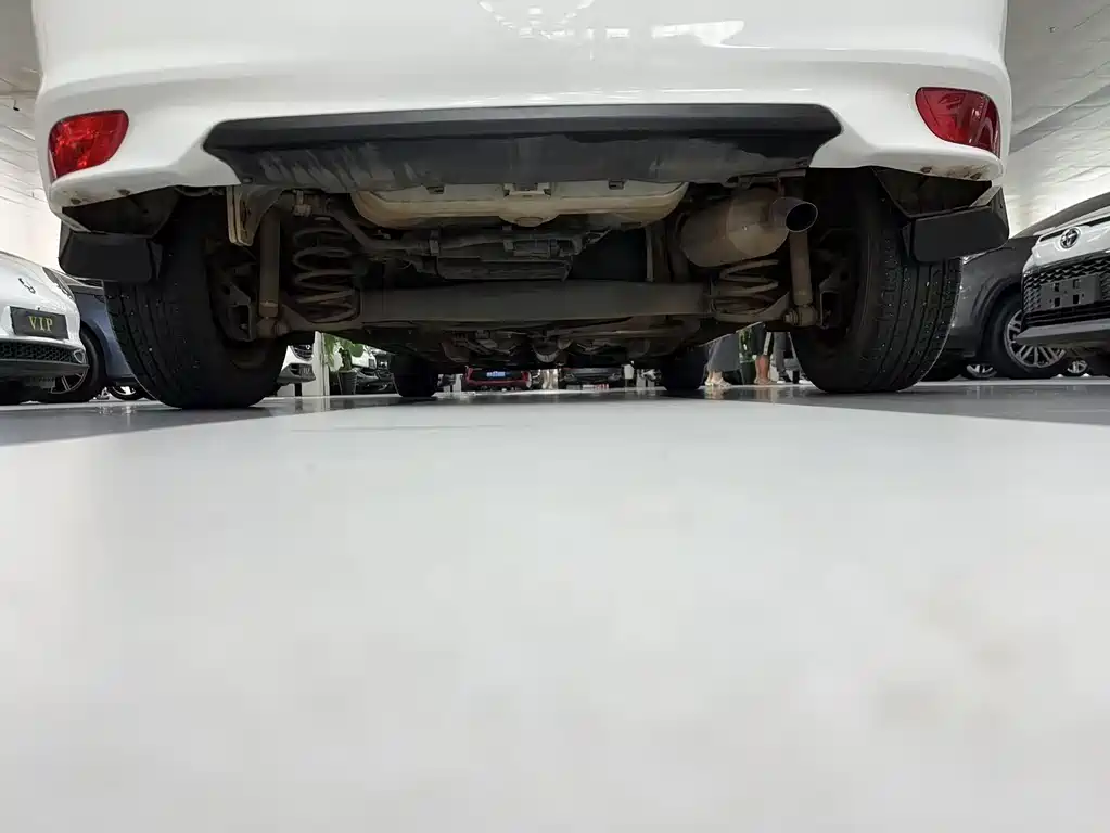 TOYOTA YARIS L ZHIXUAN