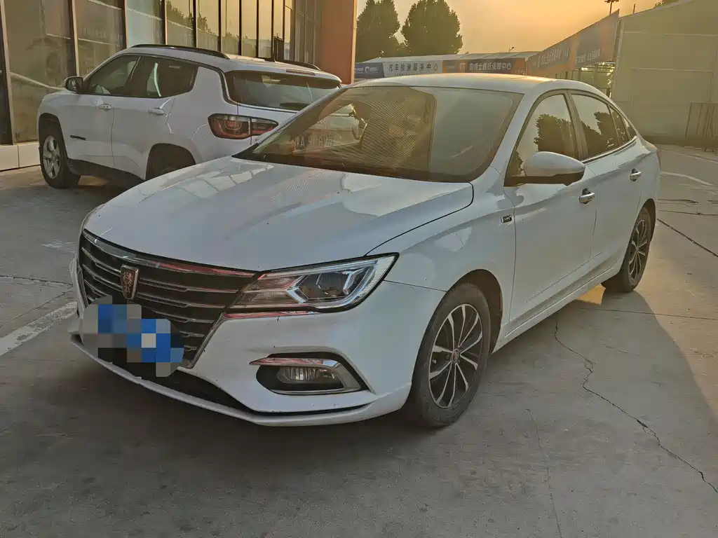 Купить Roewe i5