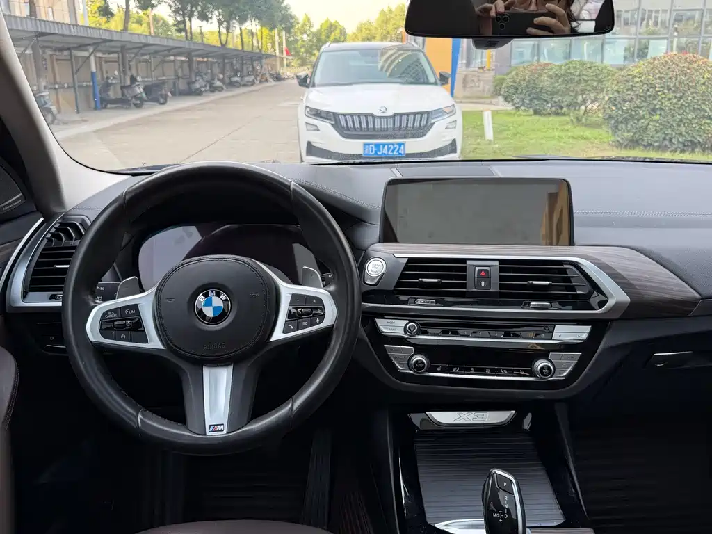 BMW X3 — миниатюра 8