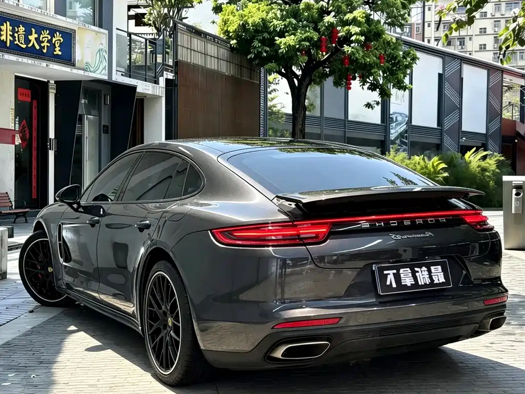 Porsche Panamera — миниатюра 7