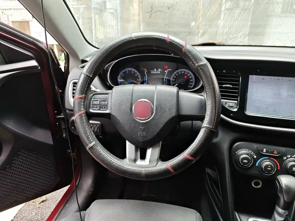 Fiat Viaggio — миниатюра 7