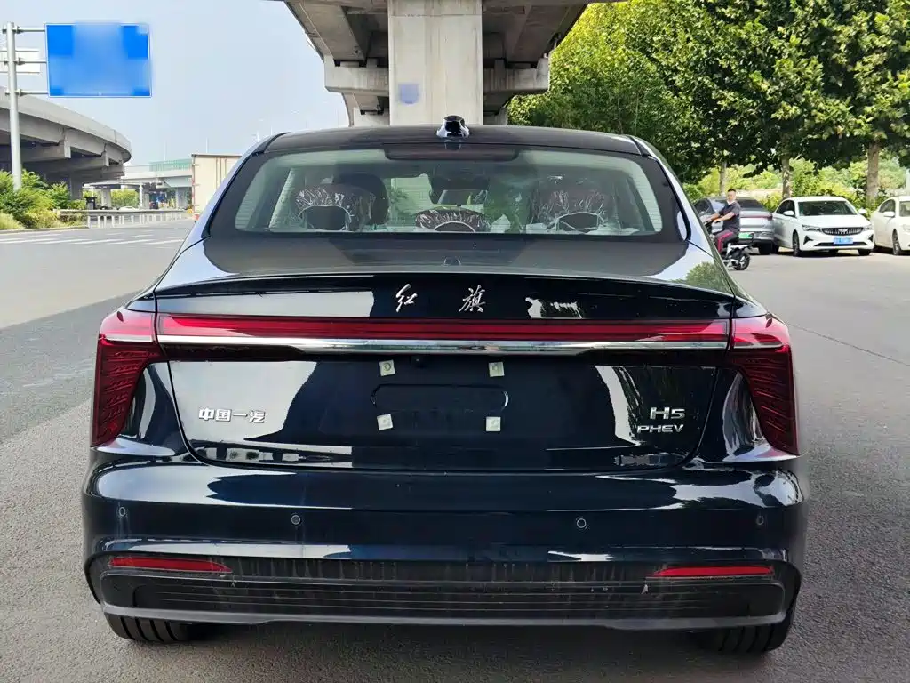 Hongqi Hongqi H5 PHEV — миниатюра 6