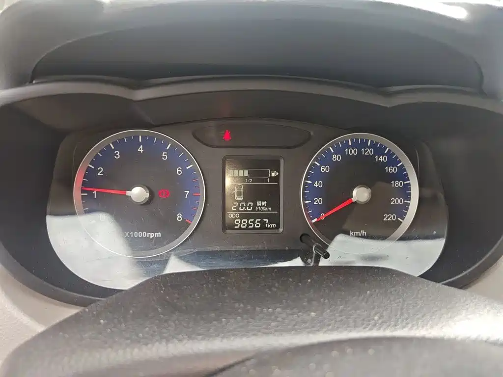 Venucia R50 — миниатюра 7