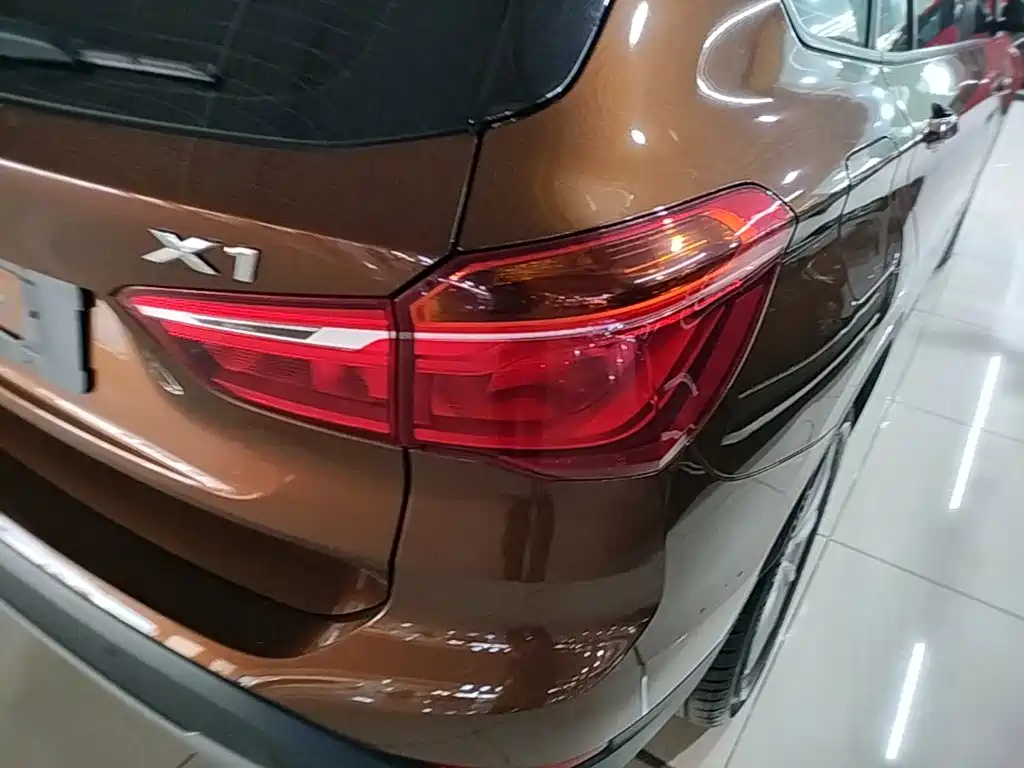 BMW X1 — миниатюра 8