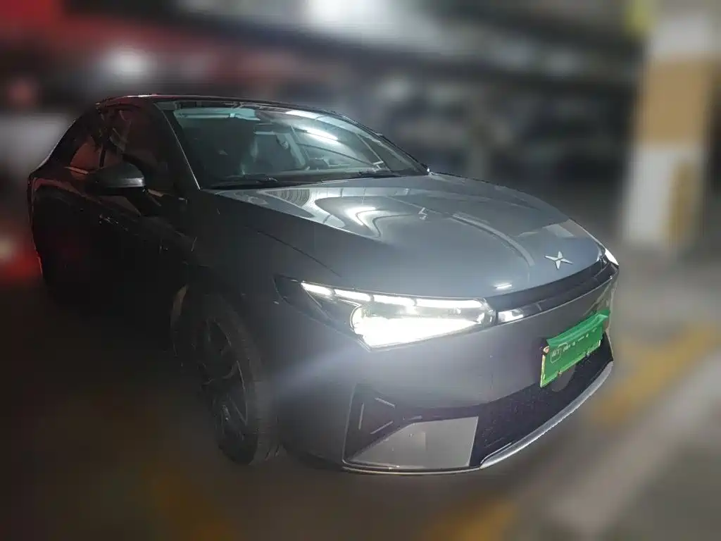 XPeng P5 — миниатюра 24