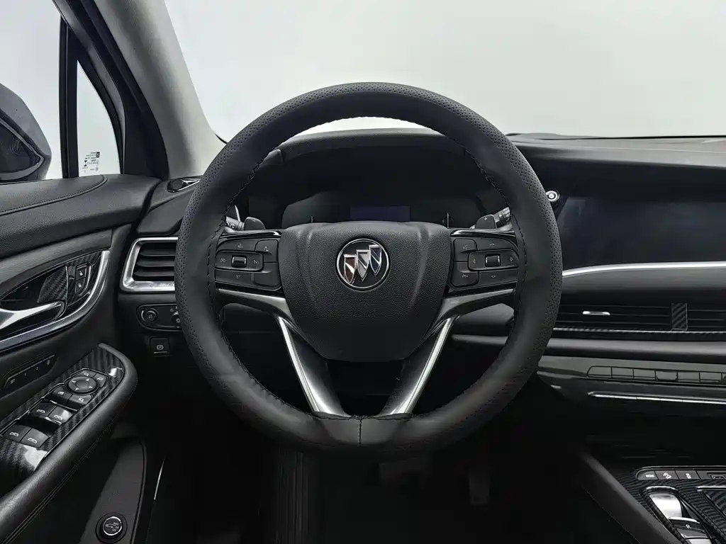 Buick Enclave — миниатюра 11