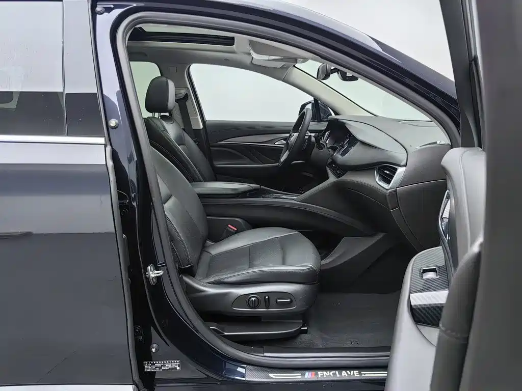Buick Enclave — миниатюра 23