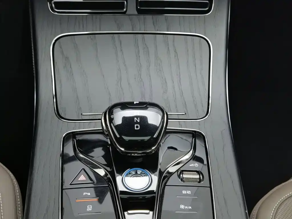 BYD Han — миниатюра 13