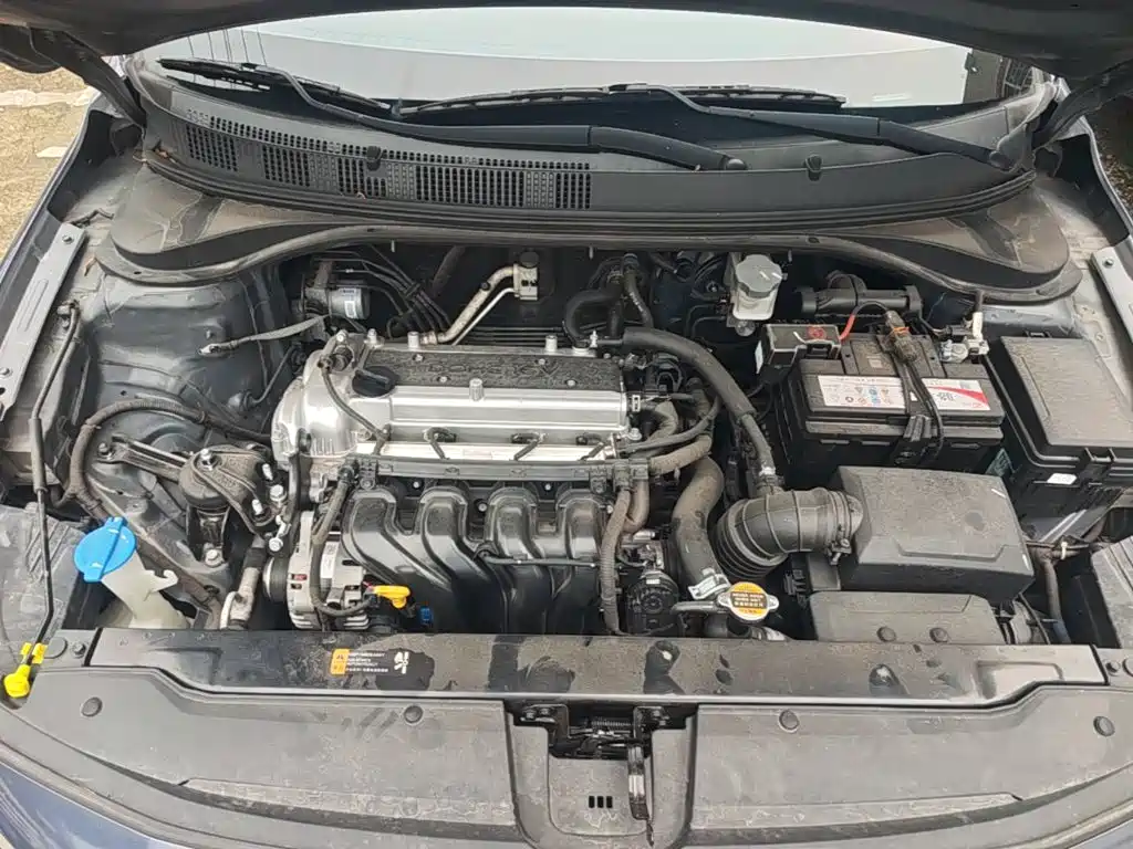 Hyundai Elantra — миниатюра 20