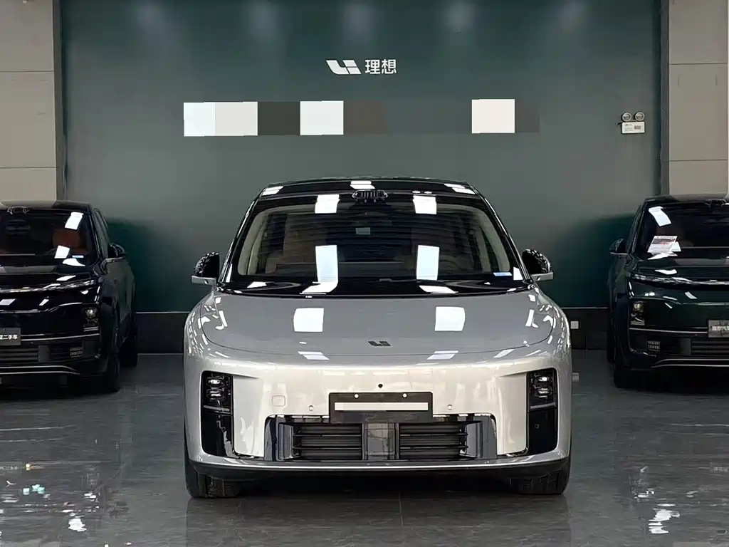 Li Auto Li i8 — миниатюра 2