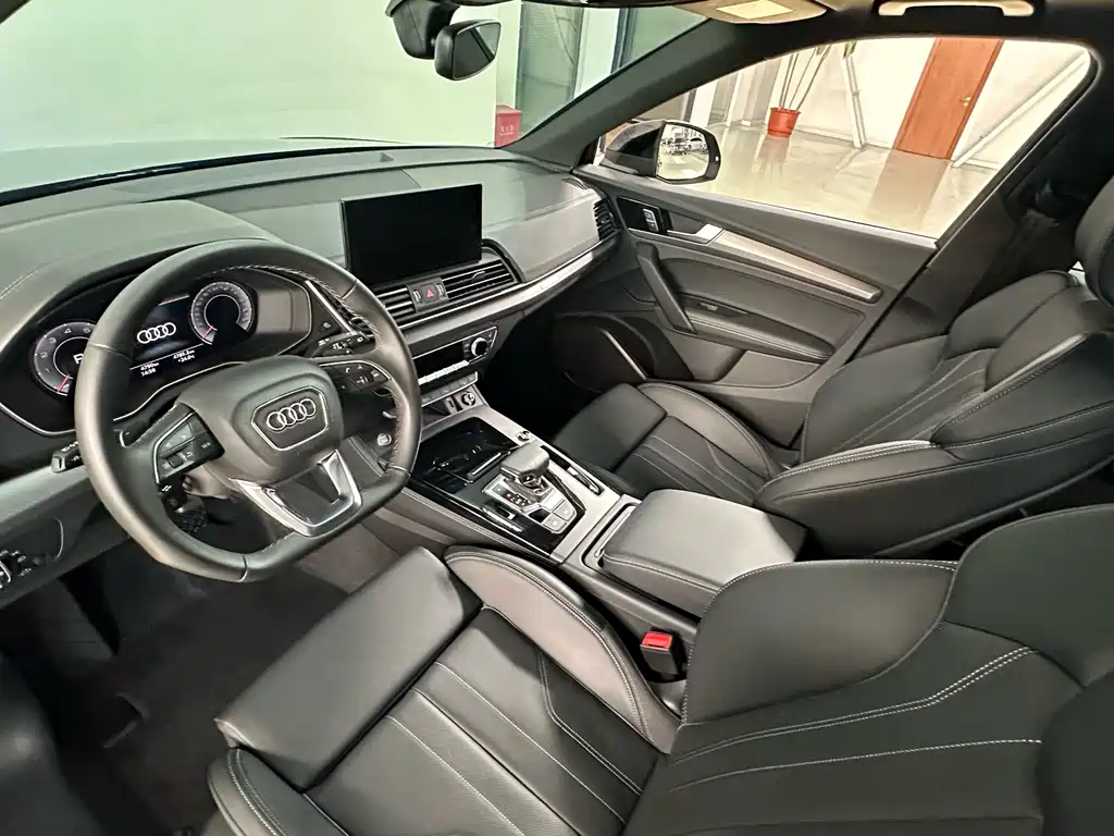 Audi Q5L 2026 45 40 TFSI Luxury