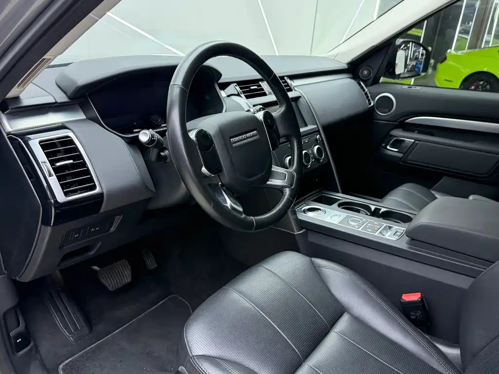 Land Rover Discovery 2020 3.0 SC V6 30