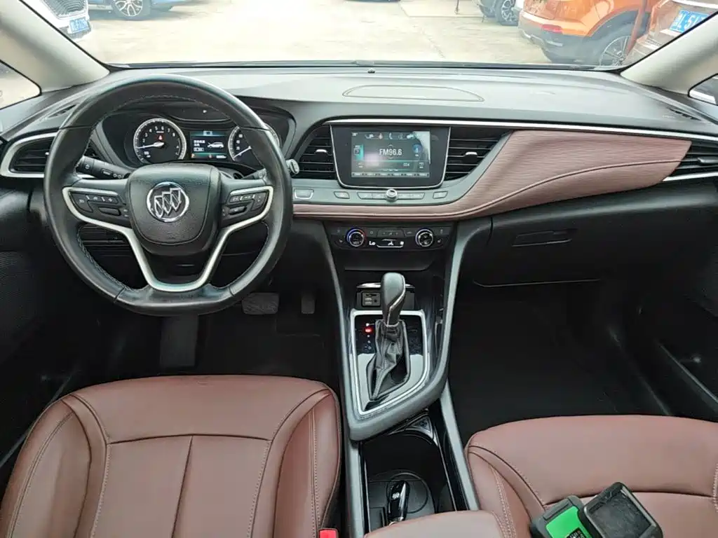 Buick GL6 — миниатюра 10