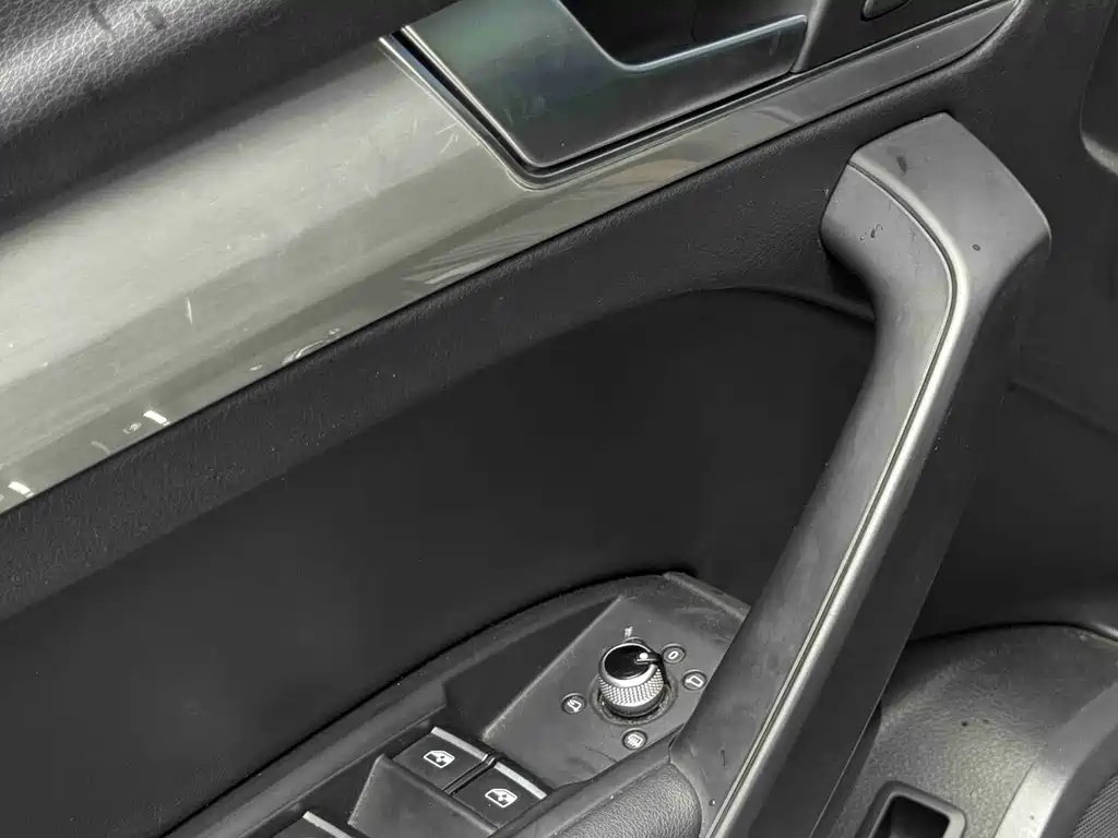 Audi Q5L — миниатюра 7