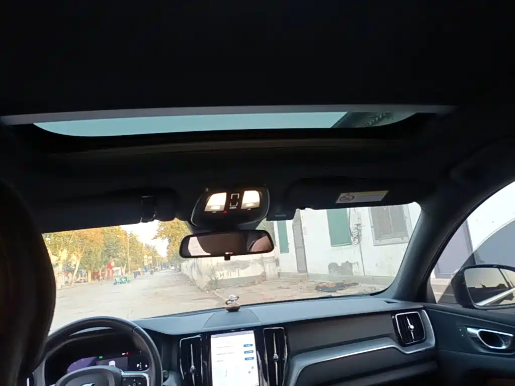 Volvo XC60 — миниатюра 18