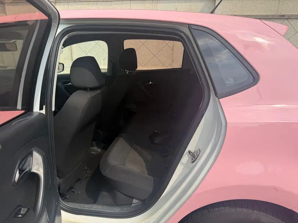Volkswagen Polo — миниатюра 7