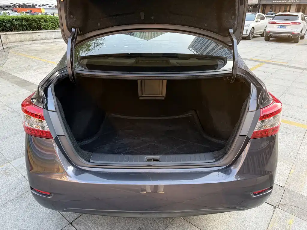 Nissan Sylphy — миниатюра 13