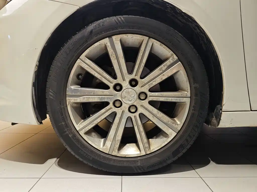 Peugeot 408 2015 1.2T AT Luxury