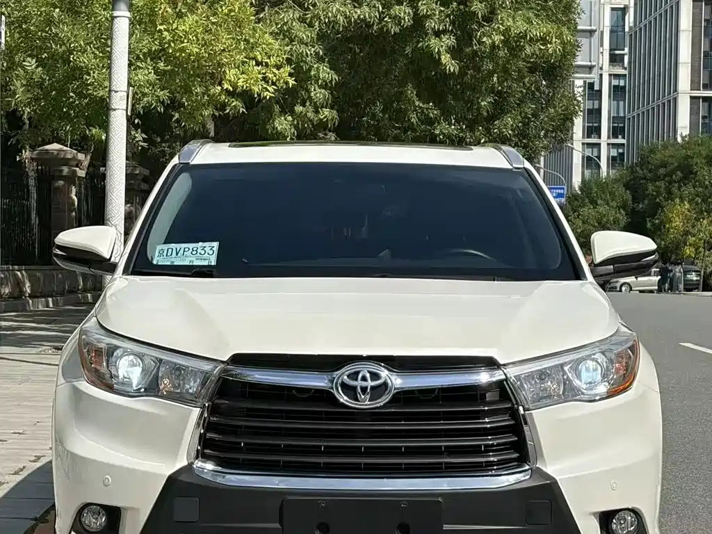 Toyota Highlander — миниатюра 2