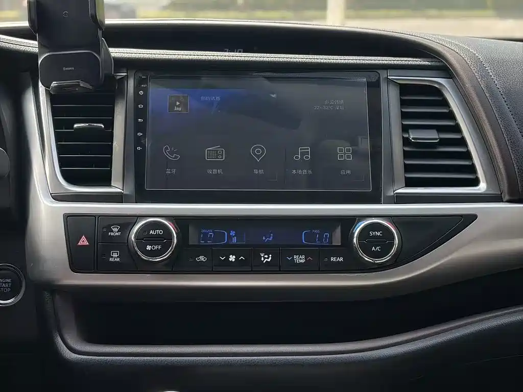 Toyota Highlander — миниатюра 7