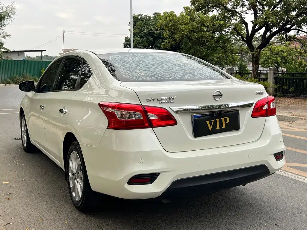 Nissan Sylphy — миниатюра 9