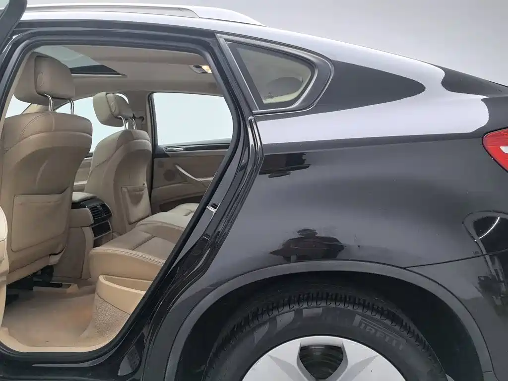 BMW X6 — миниатюра 15