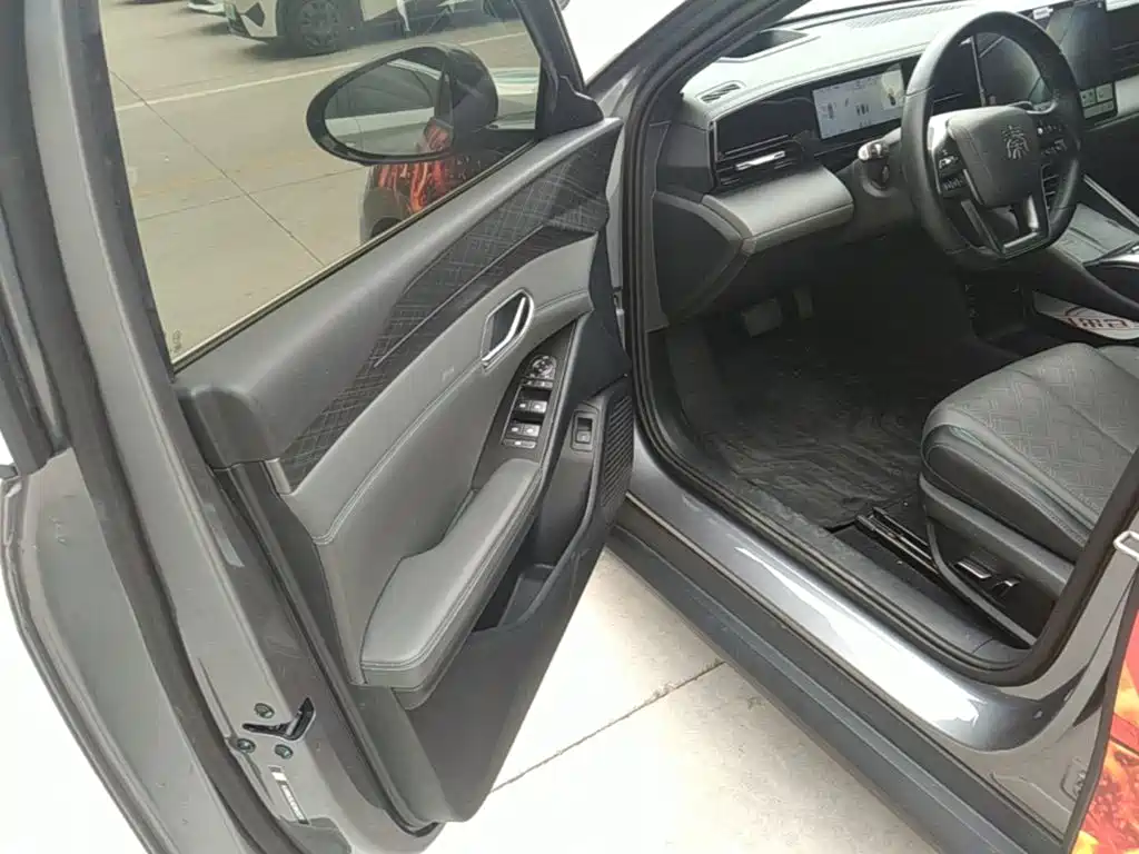 BYD Qin L — миниатюра 16