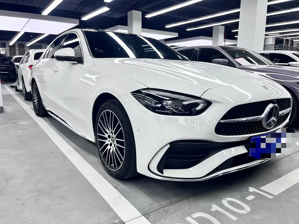Mercedes-Benz C-Class — миниатюра 3