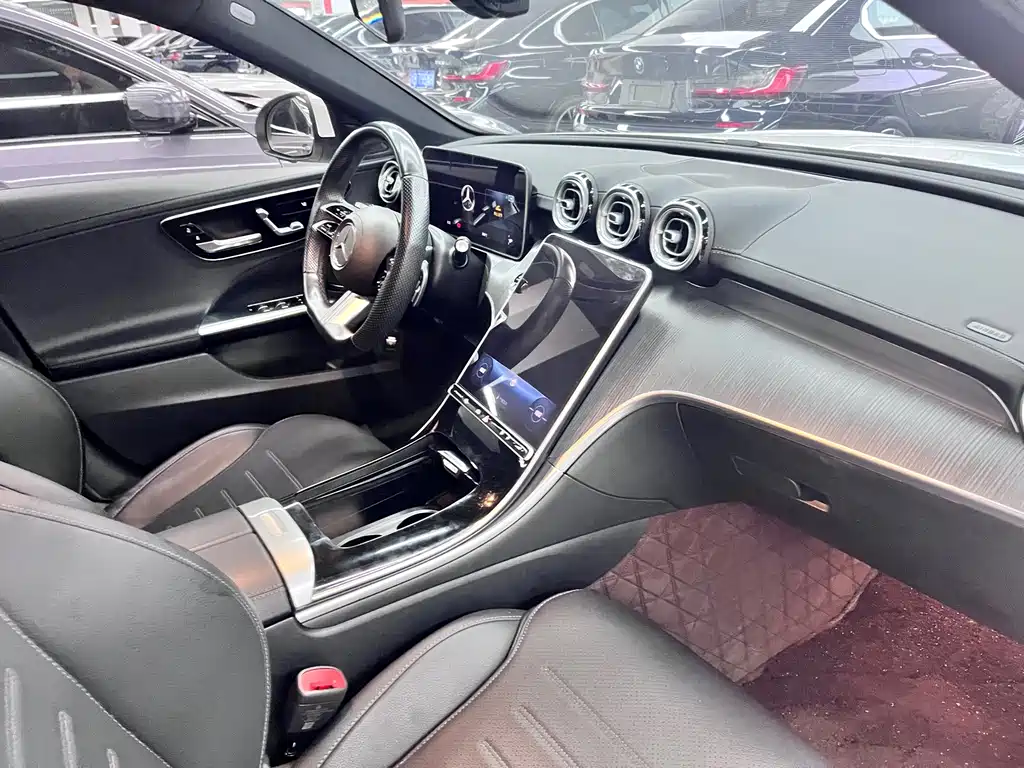 Mercedes-Benz C-Class — миниатюра 14