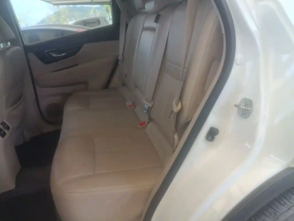 Nissan X-Trail — миниатюра 13