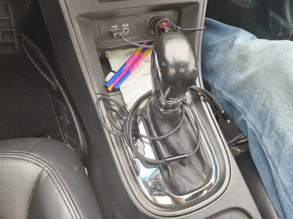 Roewe 360 — миниатюра 7