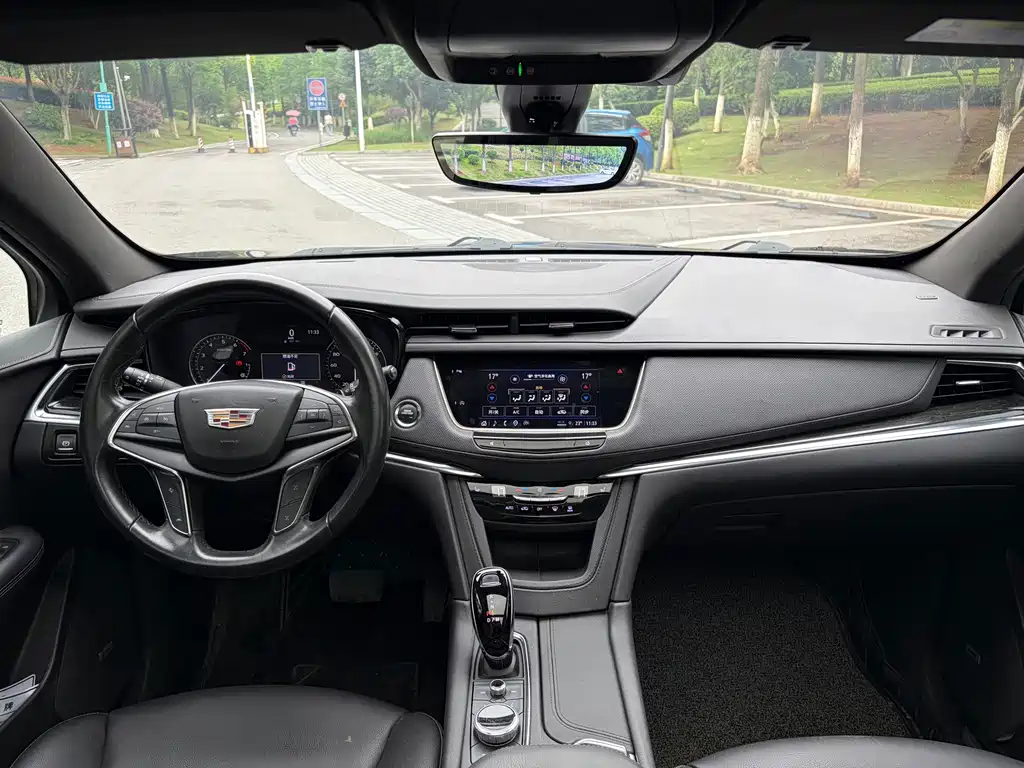 Cadillac XT5 — миниатюра 10