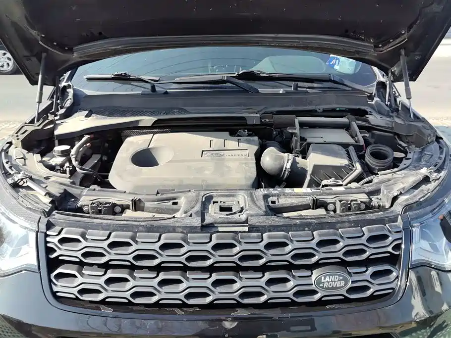 LAND ROVER DISCOVER NEW ENERGY SOURCES FOR SPORTS