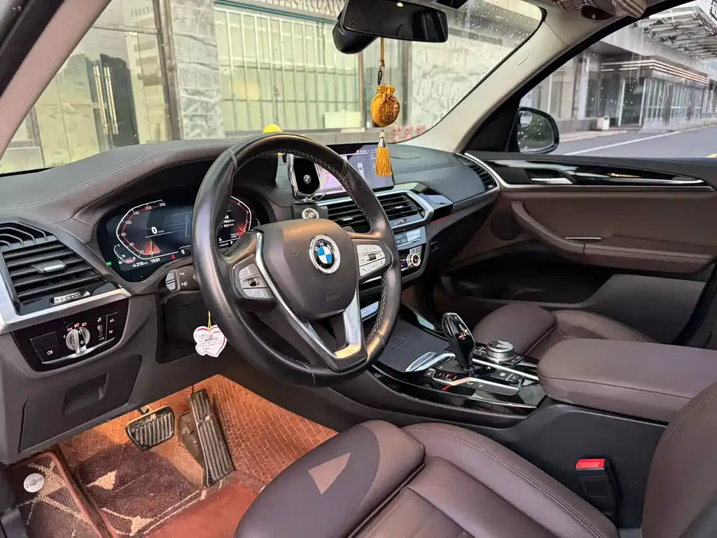 BMW X3 — миниатюра 4