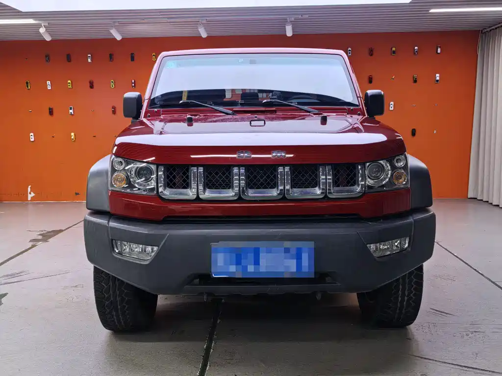 BAIC BJ40 2016 40L 2.3T AT Premium