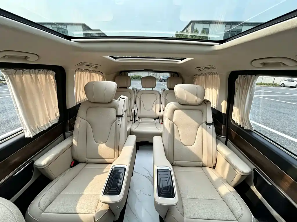 Mercedes-Benz V-Class — миниатюра 6