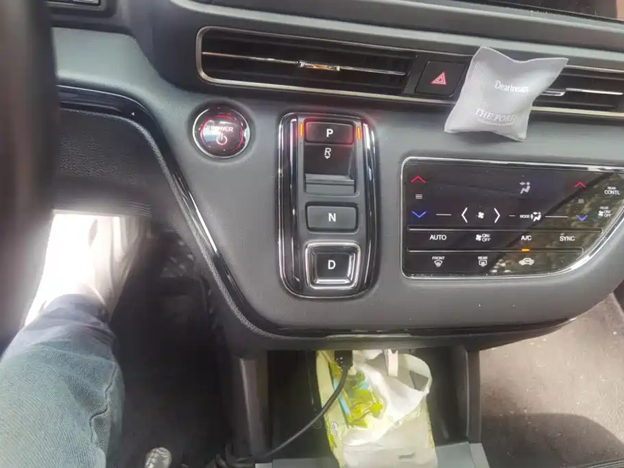 Honda Elysion — миниатюра 16