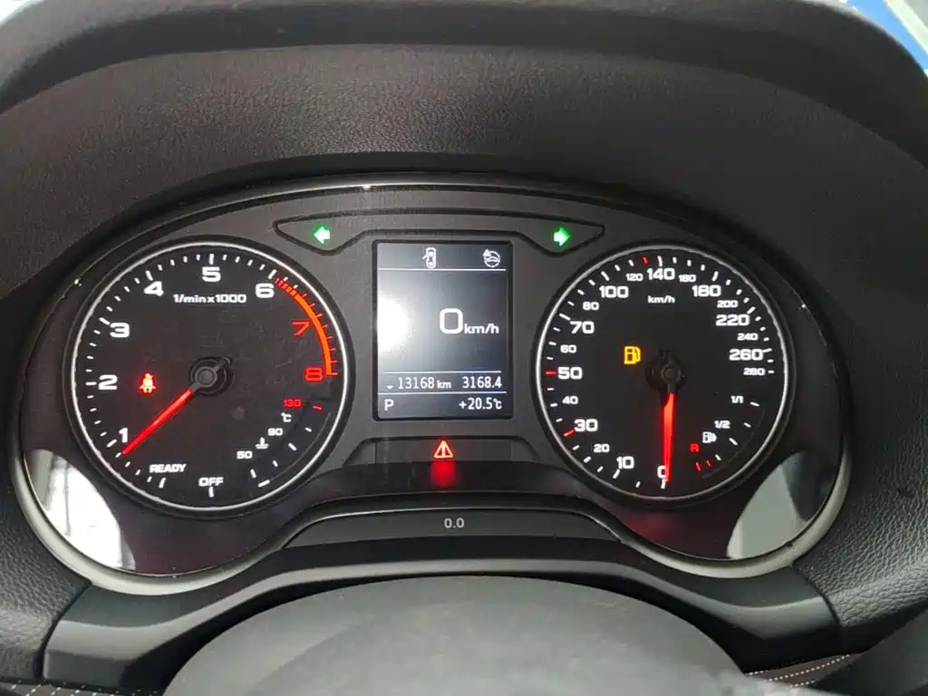 Audi Q2L — миниатюра 12