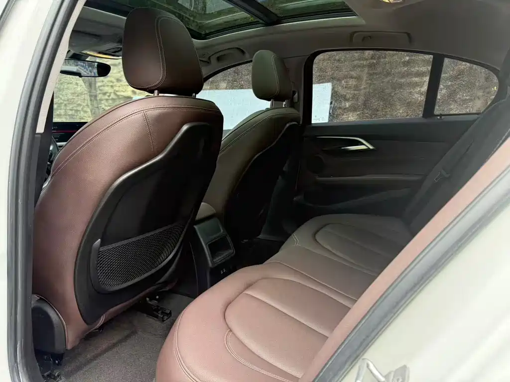 BMW 1 Series — миниатюра 4