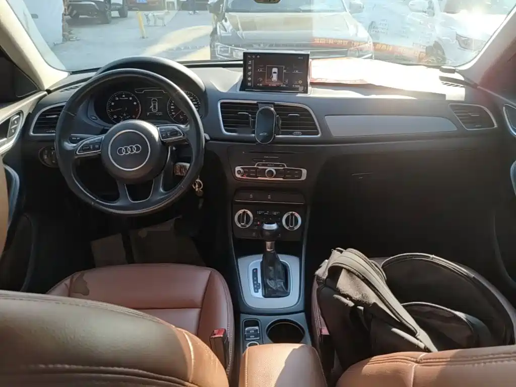 Audi Q3 — миниатюра 10
