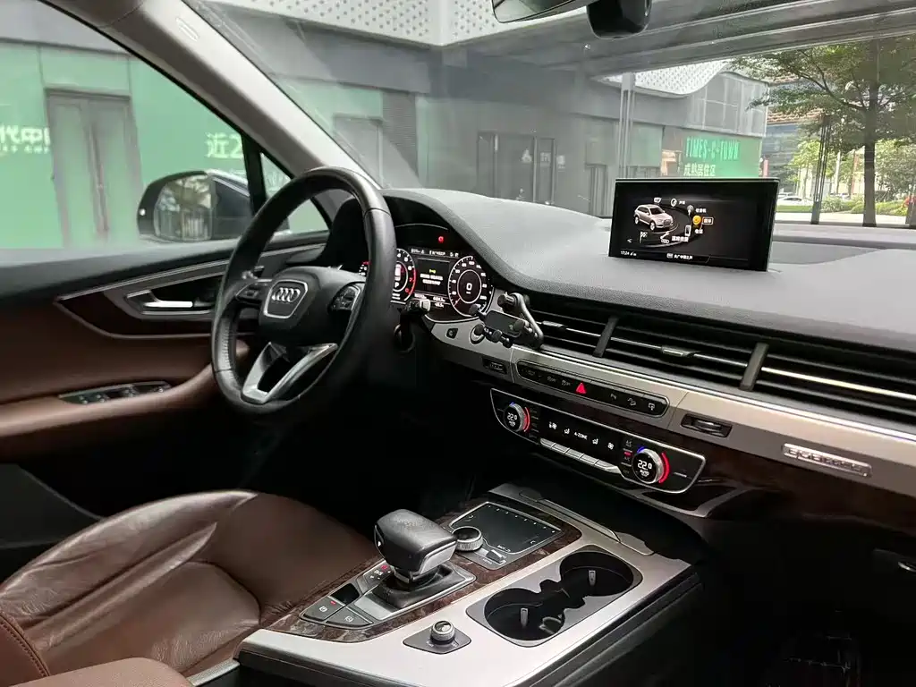 Audi Q7 2016 40 TFSI Comfort