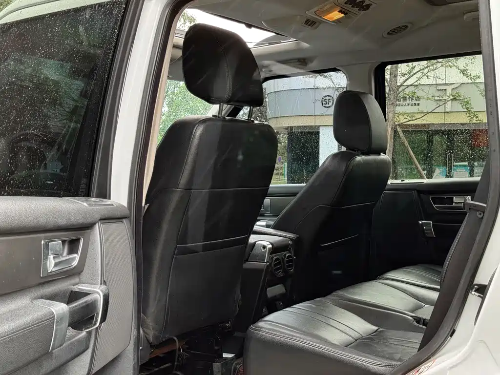 Land Rover Discovery 2015 3.0 SDV6 HSE