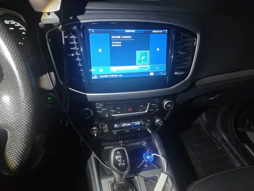 Geely Vision X6 — миниатюра 14