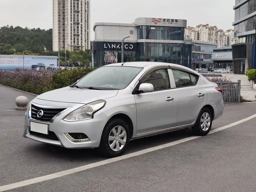 Nissan Sunny 2016