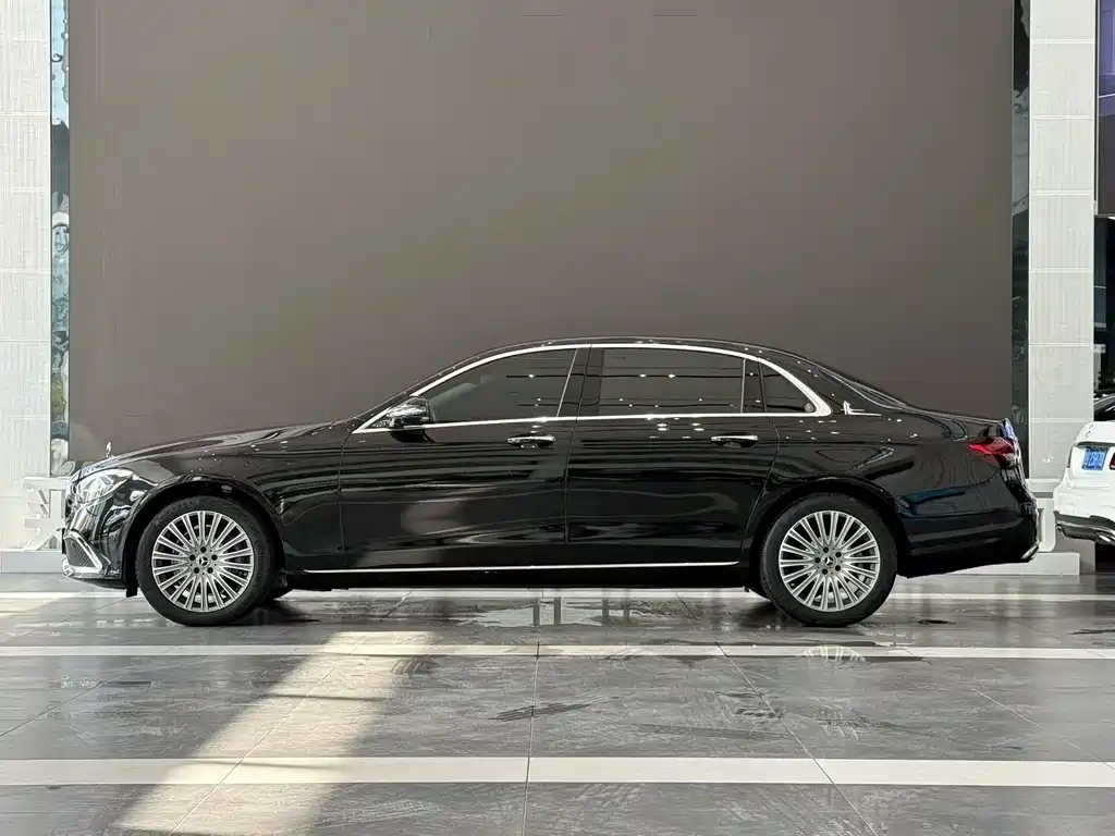 Mercedes-Benz E-Class E 2021 E 300 L Luxury