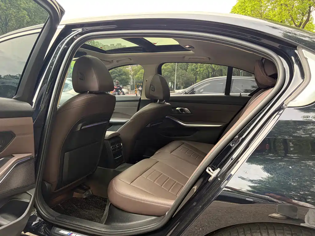 BMW 3 Series — миниатюра 6