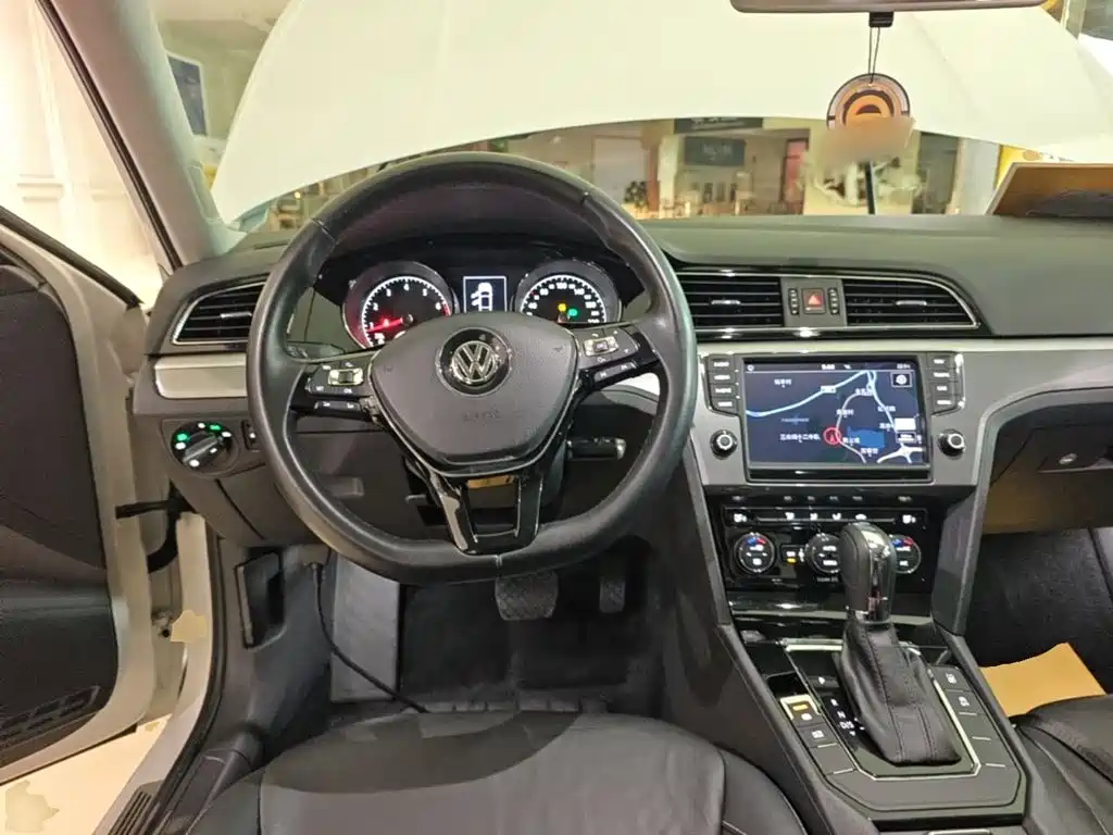 Volkswagen Lamando — миниатюра 11