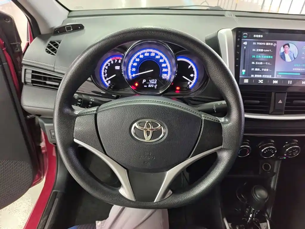 Toyota Yaris L — миниатюра 11